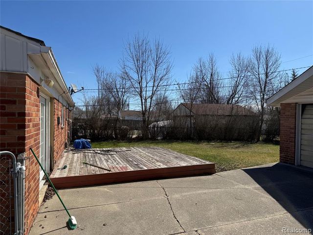 4702 Arden Avenue, Warren, MI 48092