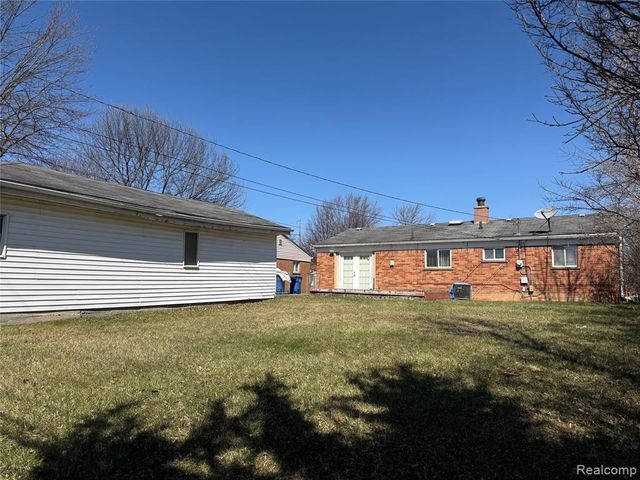 4702 Arden Avenue, Warren, MI 48092