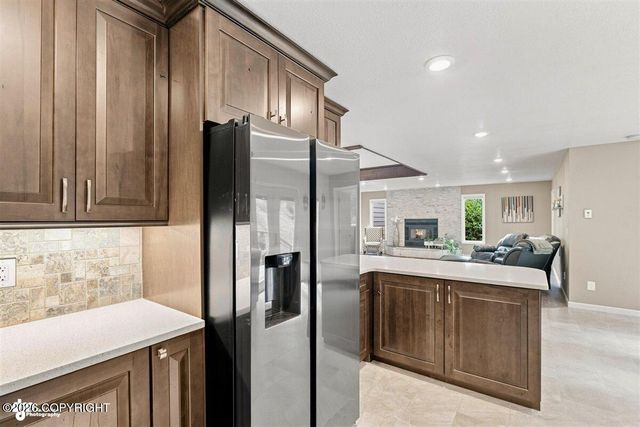 10101 Grover Circle, Anchorage, AK 99507