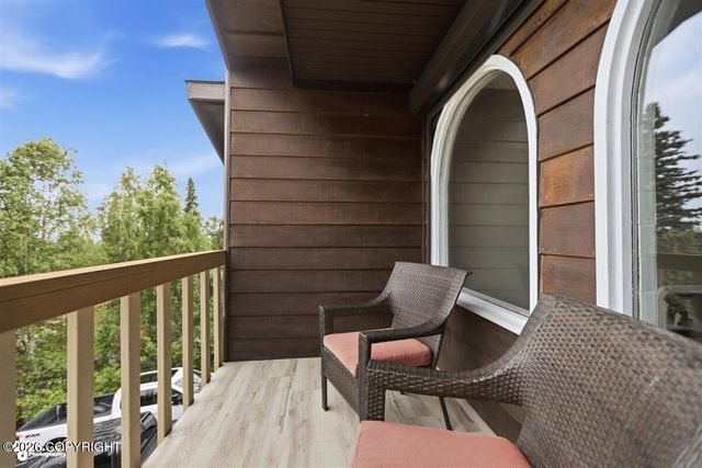 10101 Grover Circle, Anchorage, AK 99507