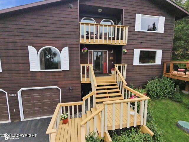 10101 Grover Circle, Anchorage, AK 99507