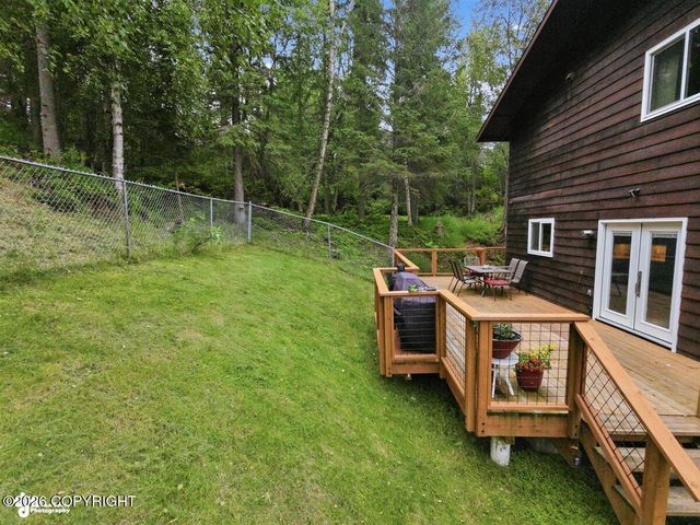 10101 Grover Circle, Anchorage, AK 99507