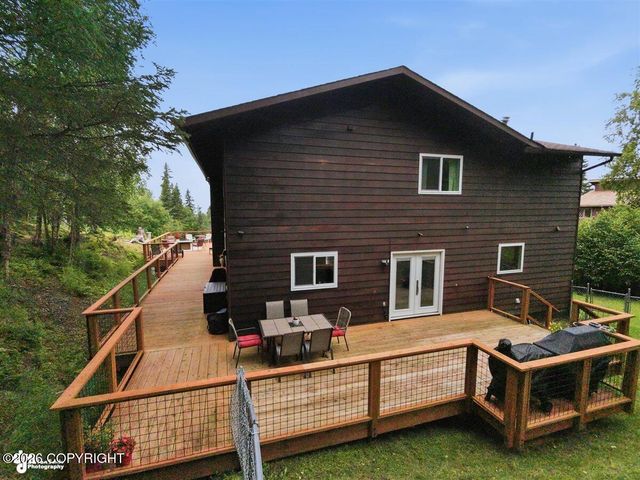 10101 Grover Circle, Anchorage, AK 99507