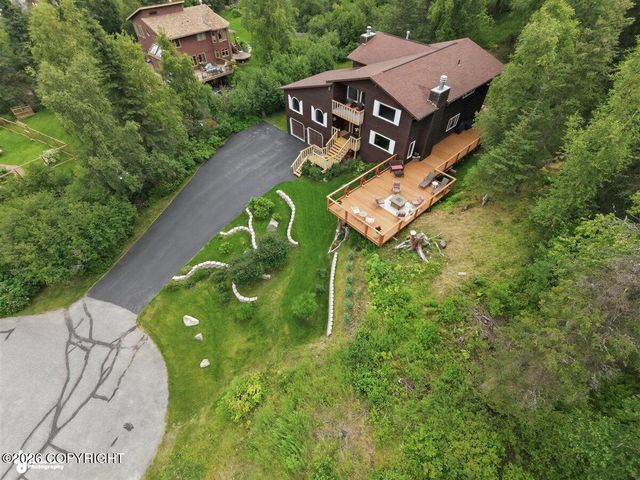 10101 Grover Circle, Anchorage, AK 99507