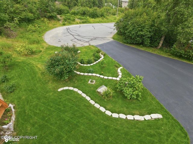10101 Grover Circle, Anchorage, AK 99507