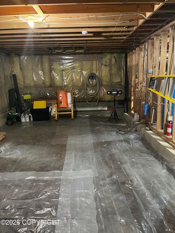10101 Grover Circle, Anchorage, AK 99507