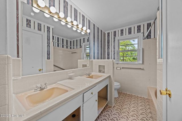 3015 Carey Road, Kinston, NC 28504