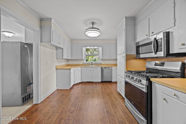 3015 Carey Road, Kinston, NC 28504
