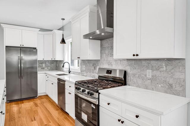374 Brandy Brow Rd, Haverhill, MA 01830