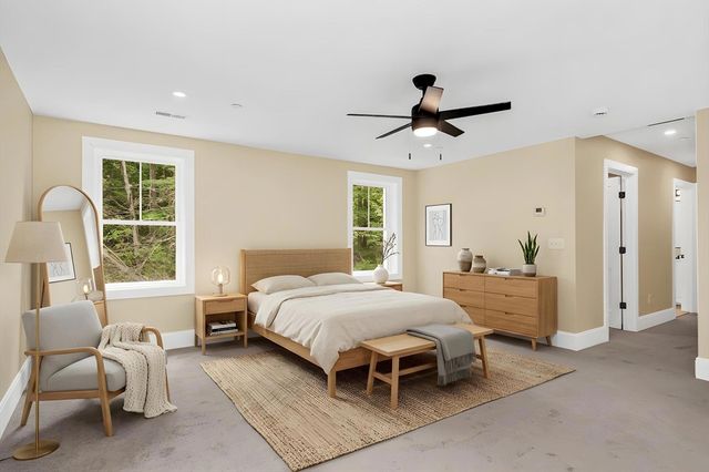 374 Brandy Brow Rd, Haverhill, MA 01830