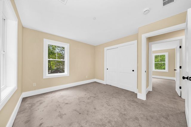 374 Brandy Brow Rd, Haverhill, MA 01830