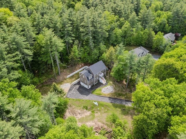 374 Brandy Brow Rd, Haverhill, MA 01830