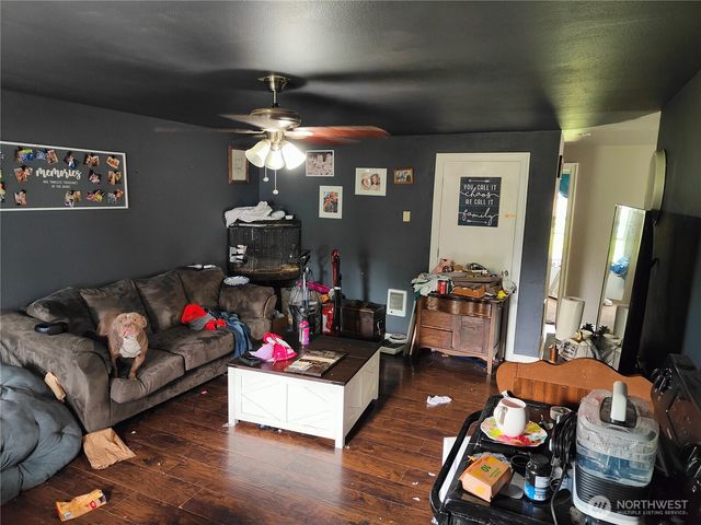 203 St. Helens Way, Winlock, WA 98596