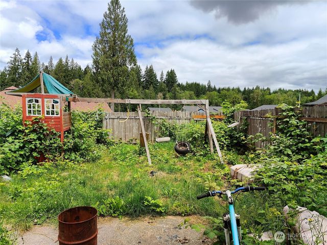 203 St. Helens Way, Winlock, WA 98596