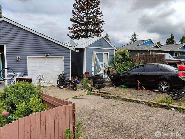 203 St. Helens Way, Winlock, WA 98596