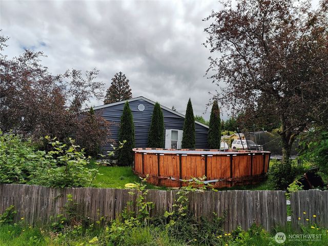 203 St. Helens Way, Winlock, WA 98596