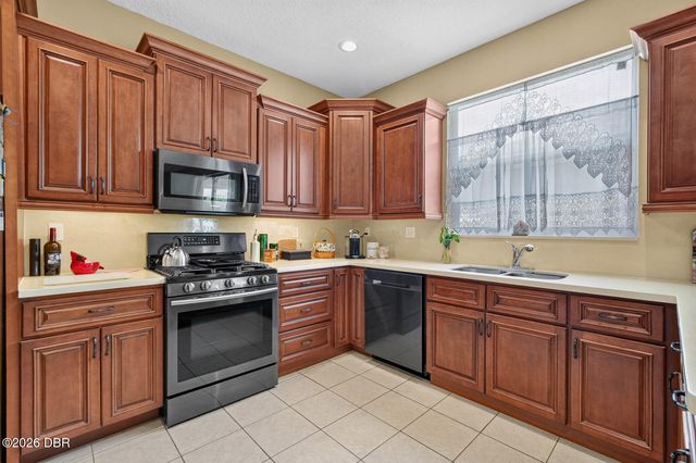 239 W Tarrington Drive, Deland, FL 32724