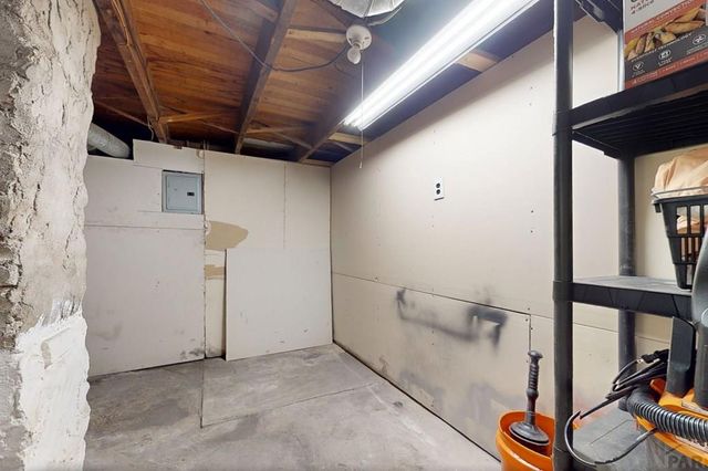 822 Brown Ave, Pueblo, CO 81004