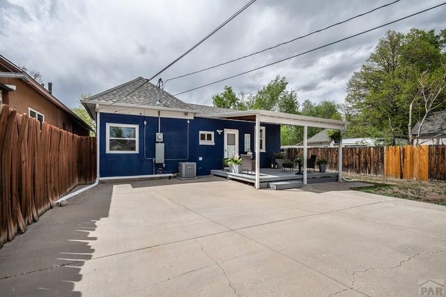 822 Brown Ave, Pueblo, CO 81004