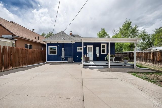 822 Brown Ave, Pueblo, CO 81004