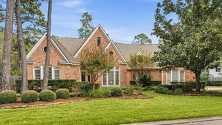 14 Highland Circle Circle, The Woodlands, TX 77381