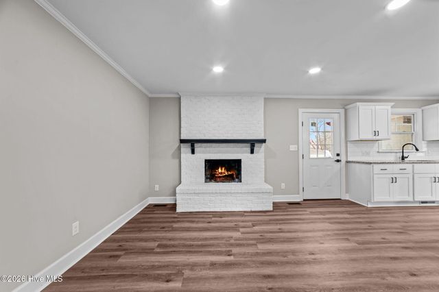 3206 Ellsworth Drive, Greenville, NC 27834