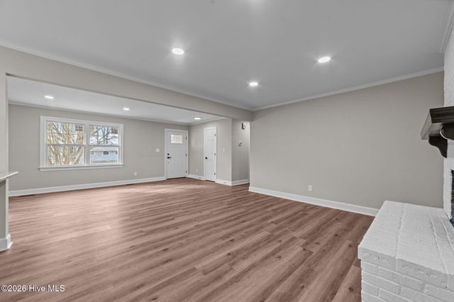 3206 Ellsworth Drive, Greenville, NC 27834