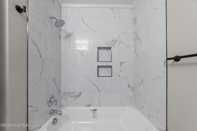 3206 Ellsworth Drive, Greenville, NC 27834