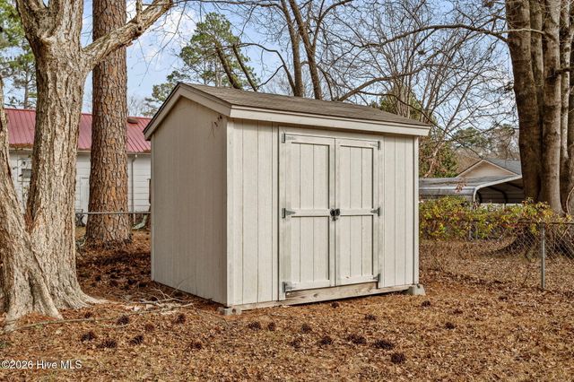 3206 Ellsworth Drive, Greenville, NC 27834