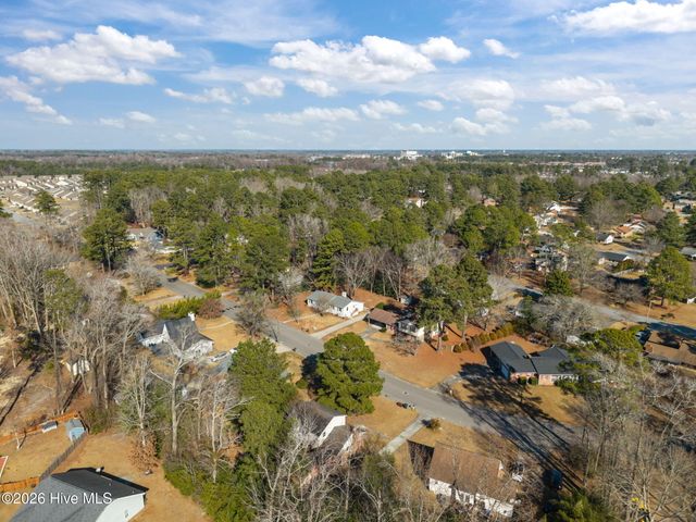 3206 Ellsworth Drive, Greenville, NC 27834