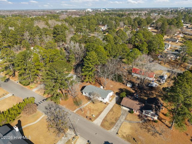 3206 Ellsworth Drive, Greenville, NC 27834