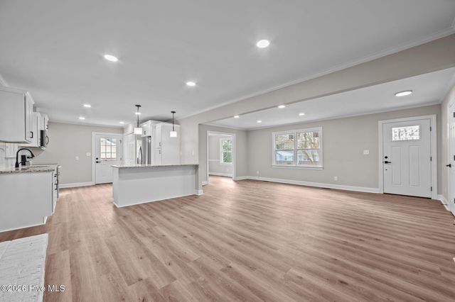 3206 Ellsworth Drive, Greenville, NC 27834