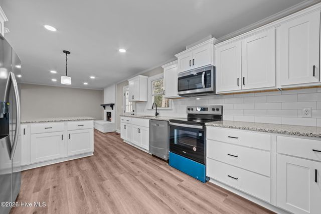 3206 Ellsworth Drive, Greenville, NC 27834