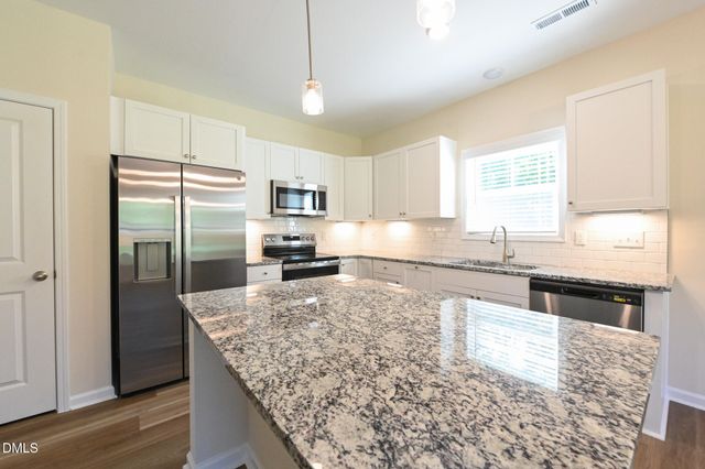 202 Baxley Drive, Dunn, NC 28334