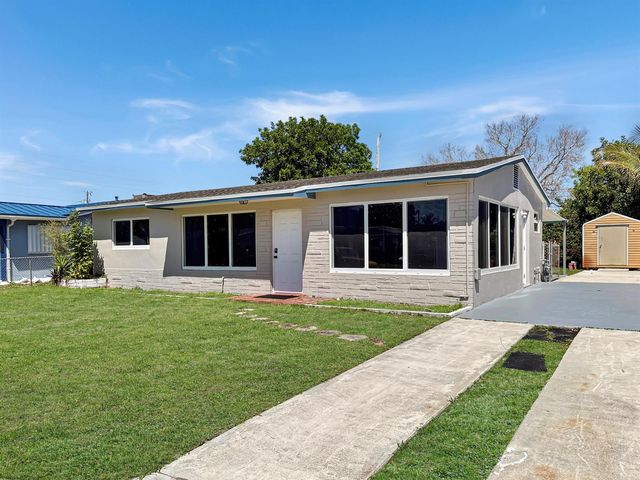 6751 Cody Street, Hollywood, FL 33024
