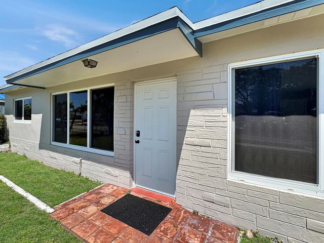 6751 Cody Street, Hollywood, FL 33024