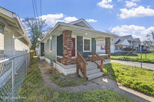 2105 Bradley Ave, Louisville, KY 40217