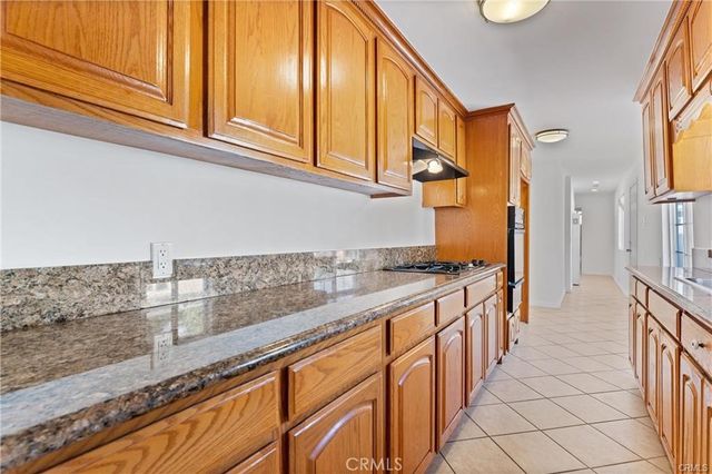 10031 San Antonio, South Gate, CA 90280