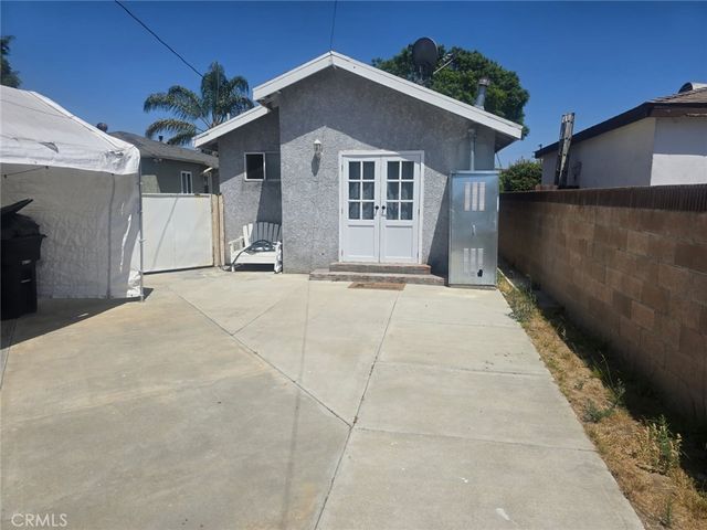 10031 San Antonio, South Gate, CA 90280