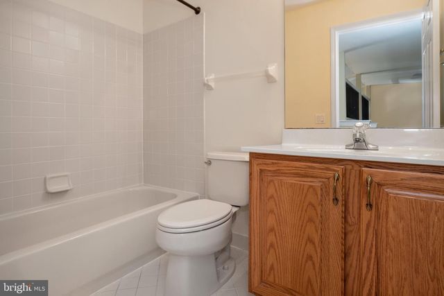 24 PIZZULLO RD, Hamilton, NJ 08690