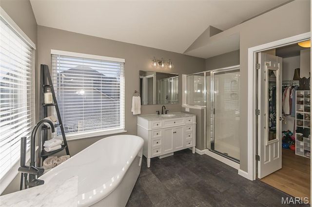 422 Blackwolf Run Drive, Wildwood, MO 63040