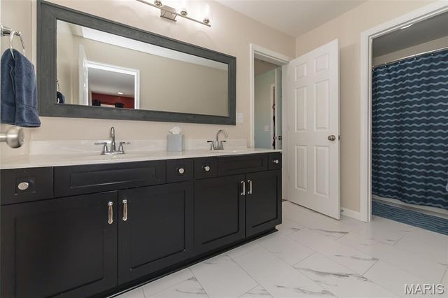 422 Blackwolf Run Drive, Wildwood, MO 63040