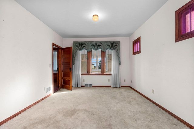 N3075 COUNTY RD C, Pulaski, WI 54162