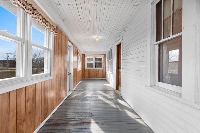 N3075 COUNTY RD C, Pulaski, WI 54162