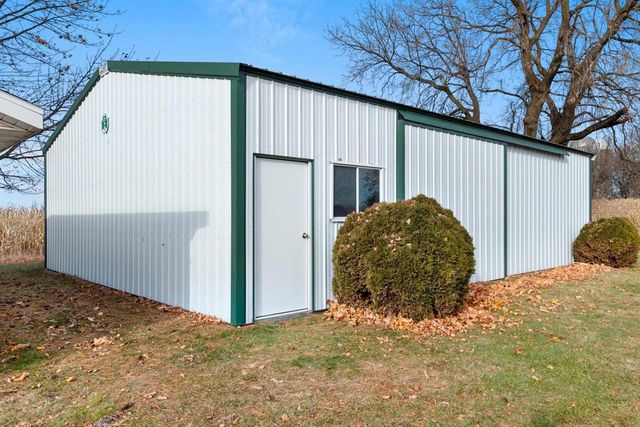 N3075 COUNTY RD C, Pulaski, WI 54162