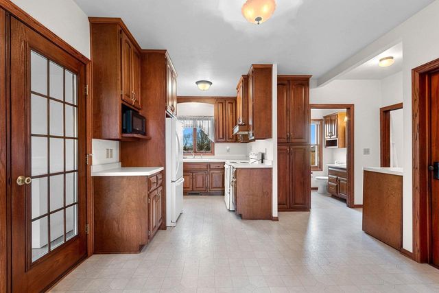 N3075 COUNTY RD C, Pulaski, WI 54162