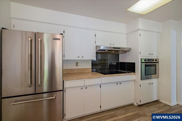 18441 SE Clinton St, Gresham, OR 97030