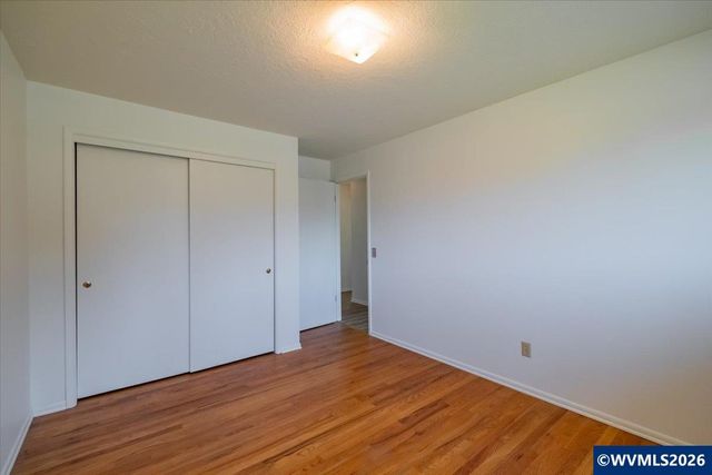 18441 SE Clinton St, Gresham, OR 97030