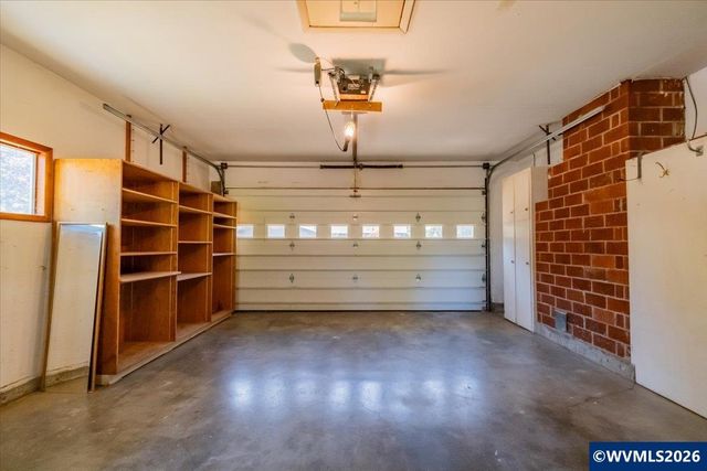 18441 SE Clinton St, Gresham, OR 97030