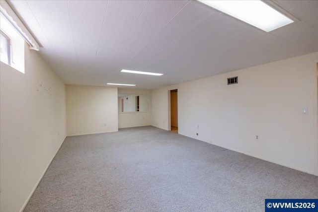 18441 SE Clinton St, Gresham, OR 97030